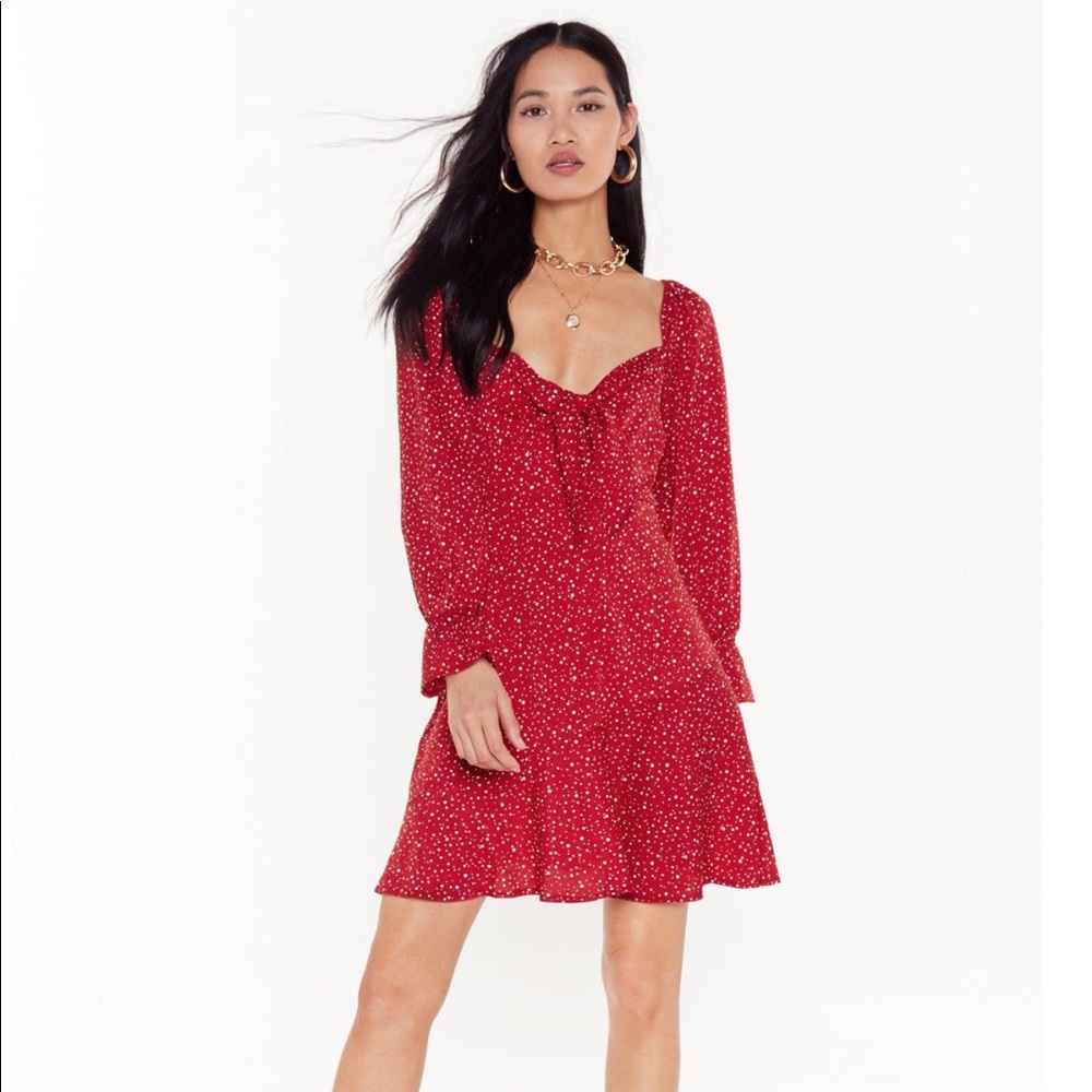 Nasty Gal Red and White Puff Sleeve Dress